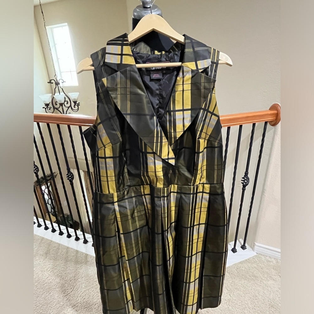 Stacy Adams Women's SLEEVELESS PLAID  DRESS, VINTAGE 90s MIDI LENGTH SIZE 18